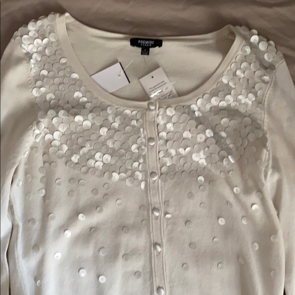 Cardigan - Picture 2 of 5